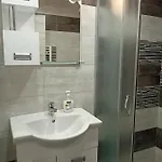 стоянови *