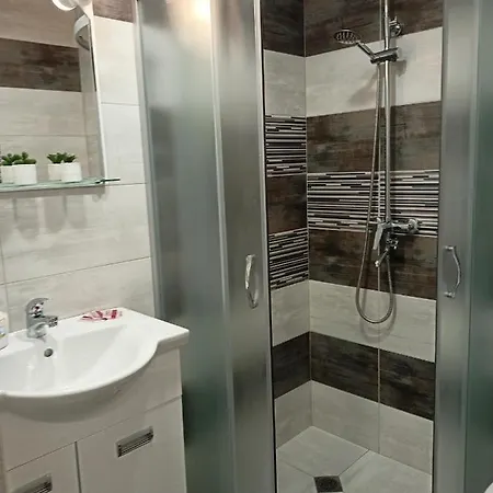 Appartamento стоянови
